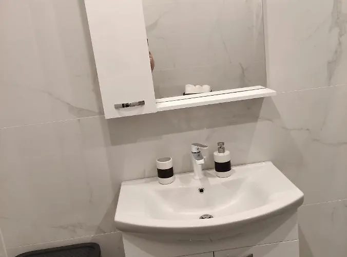 Mira 2 *